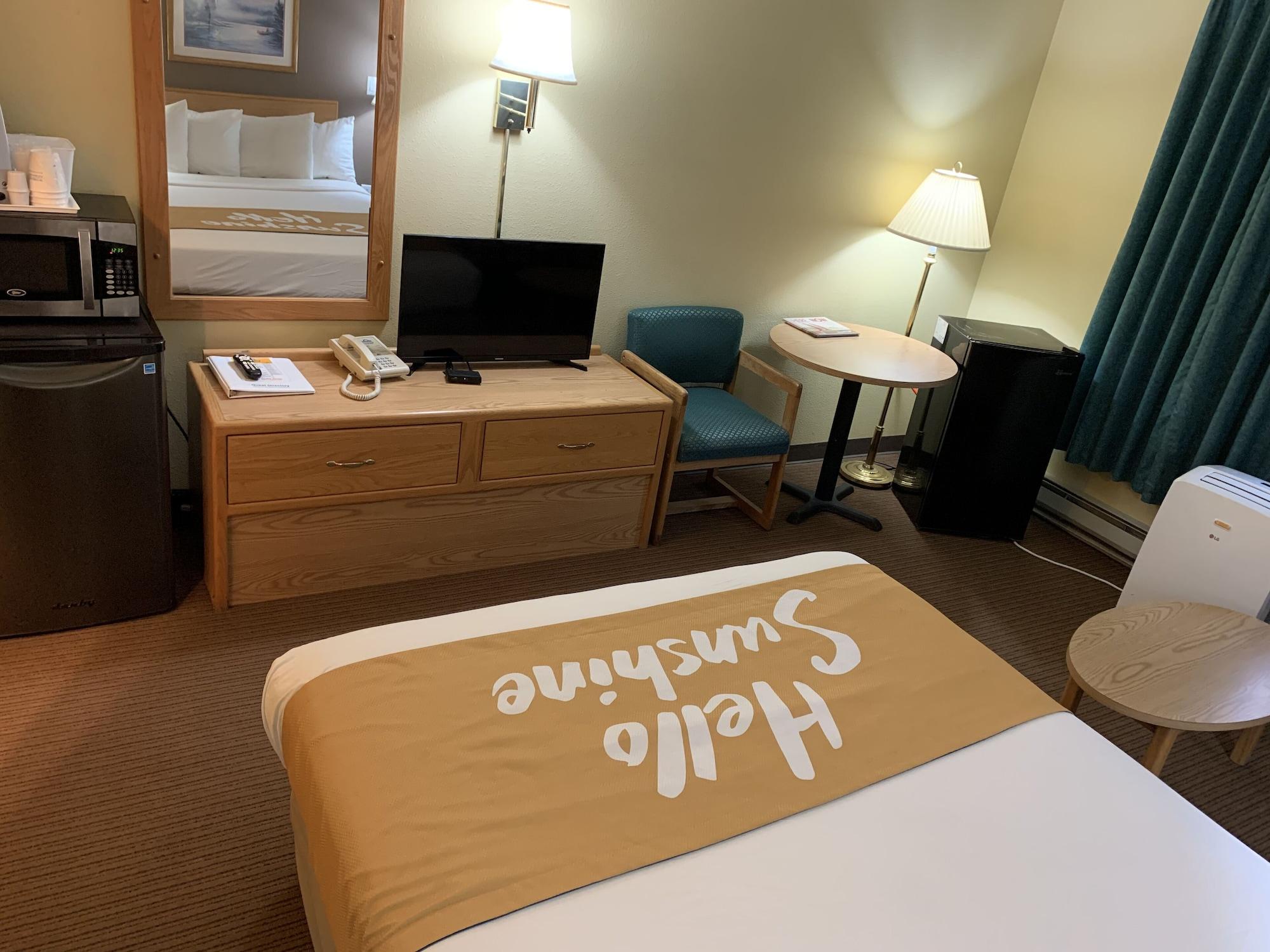 Days Inn By Wyndham Оушън Шорс Екстериор снимка