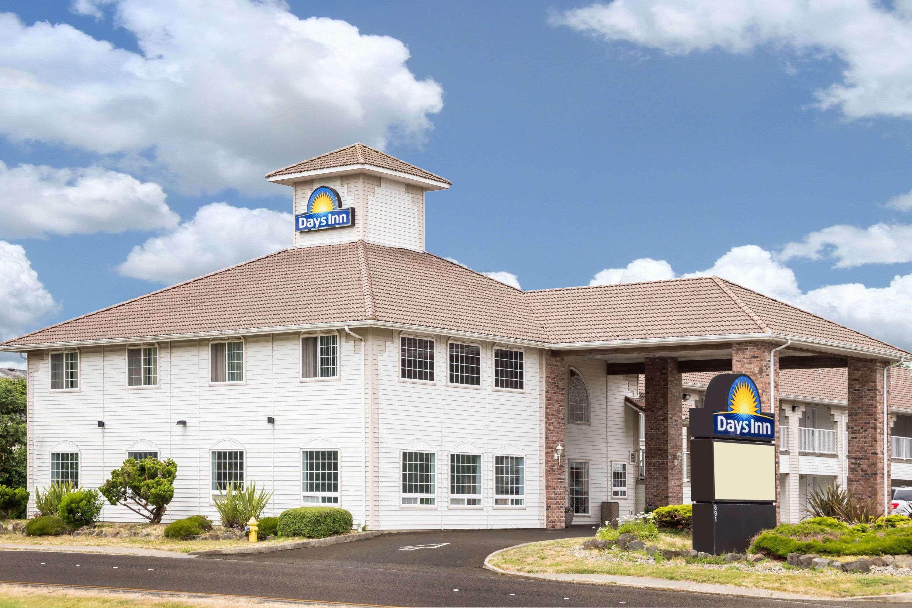 Days Inn By Wyndham Оушън Шорс Екстериор снимка